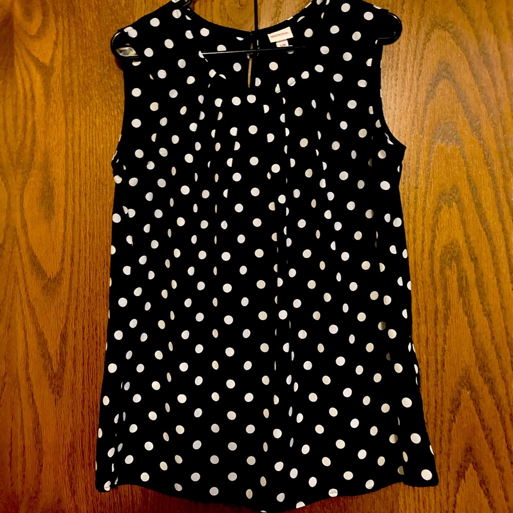 Polka dot black and white sleeveless top
